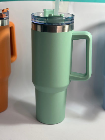 Durable BPA-free stainless tumbler for coffee tea smoothies travel