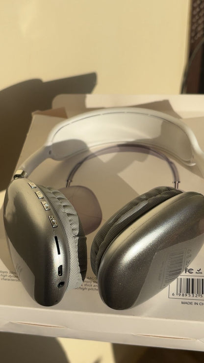 P9 wireless Bluetooth headphones with deep bass and noise reduction