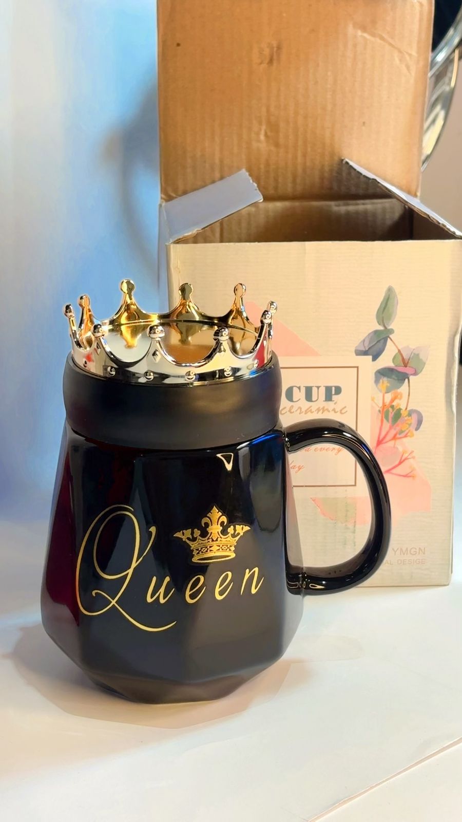 Luxury black and gold Queen mug with royal crown lid – perfect premium gift for her.”